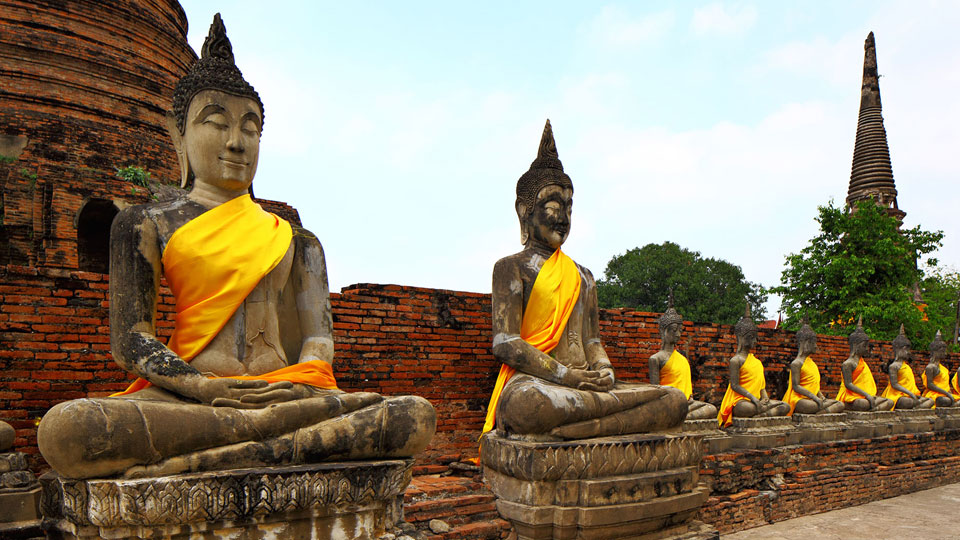 Buddha-Statues-in-Ayutthaya (Thailand)