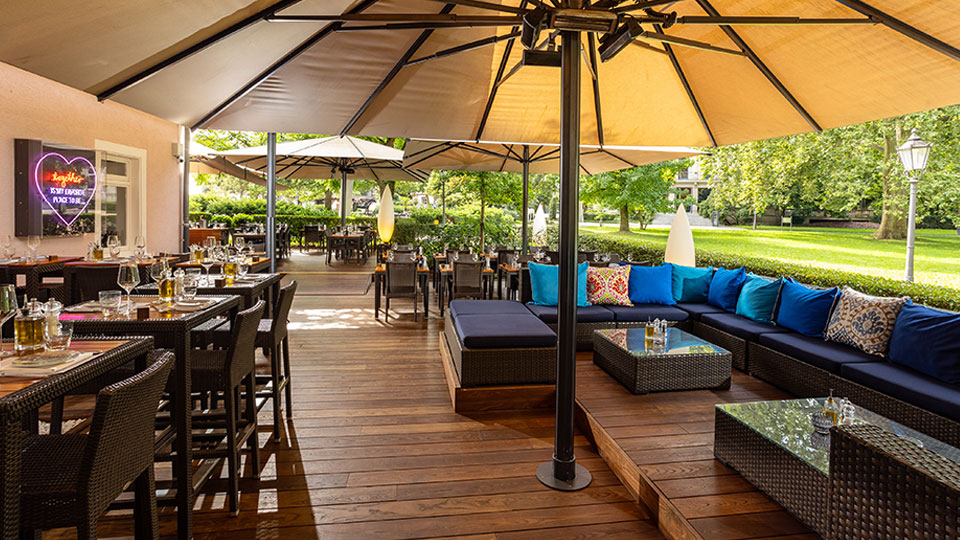 RIZZI The Restaurant