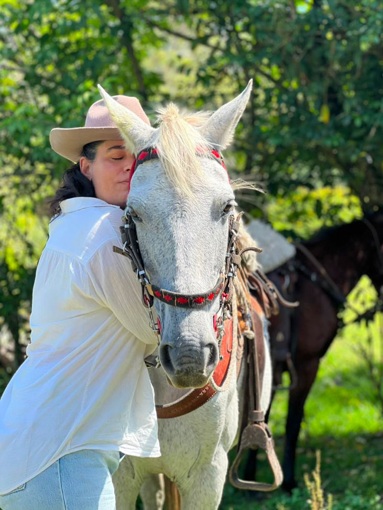 Horsepower: Transformational Travel in Colombia