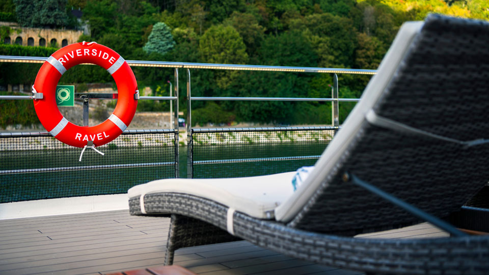 Elevated cuisine, premium wines and personalised service are central to Riverside's luxury river cruising experience.